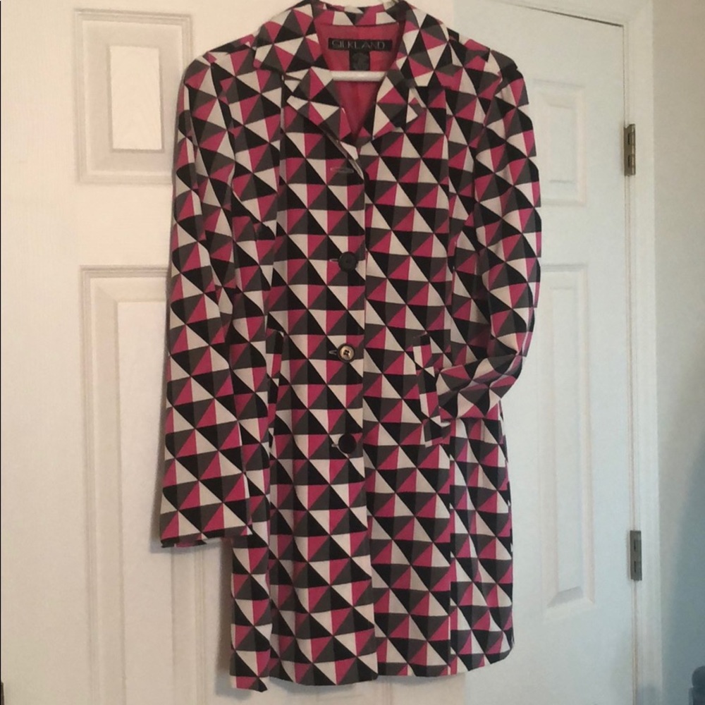Light weight coat/rain coat